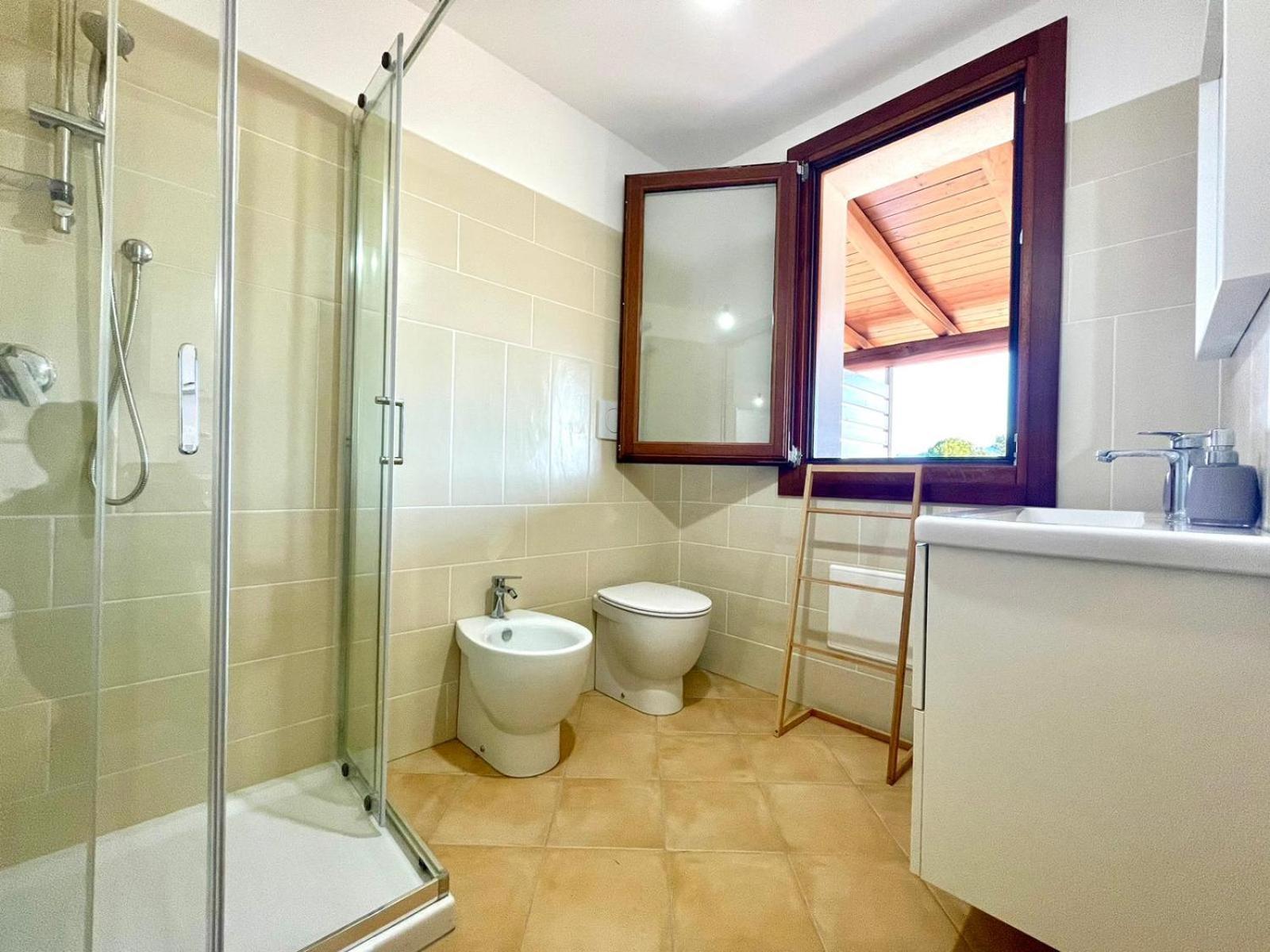 Cronta Apartments Bari Sardo Bagian luar foto
